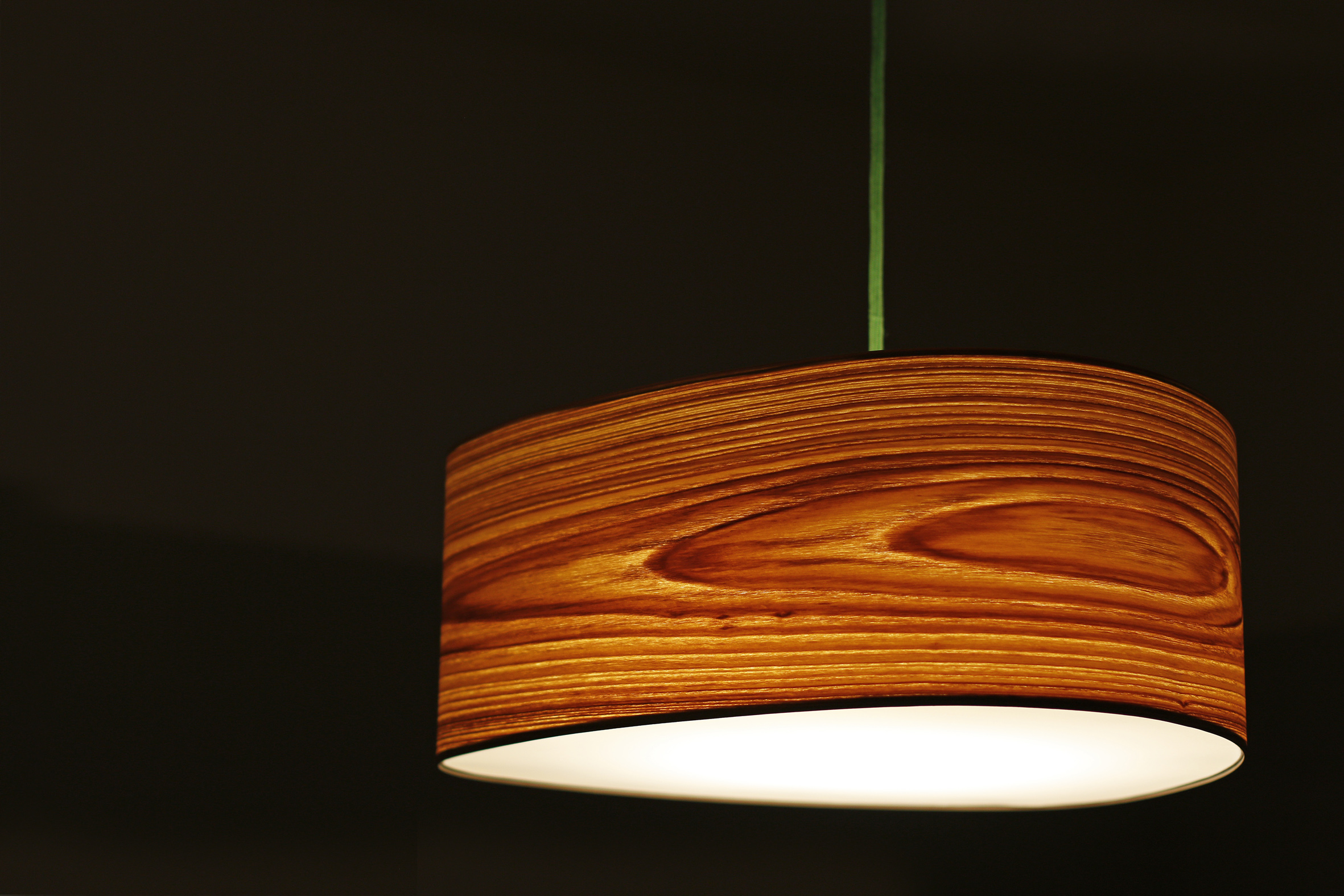 Aus Holz wird Licht Aus Holz wird Licht